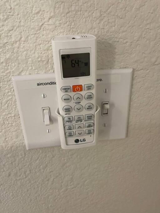 Brand New 2Br Cute Blue Led In North Fresno Lejlighed Eksteriør billede